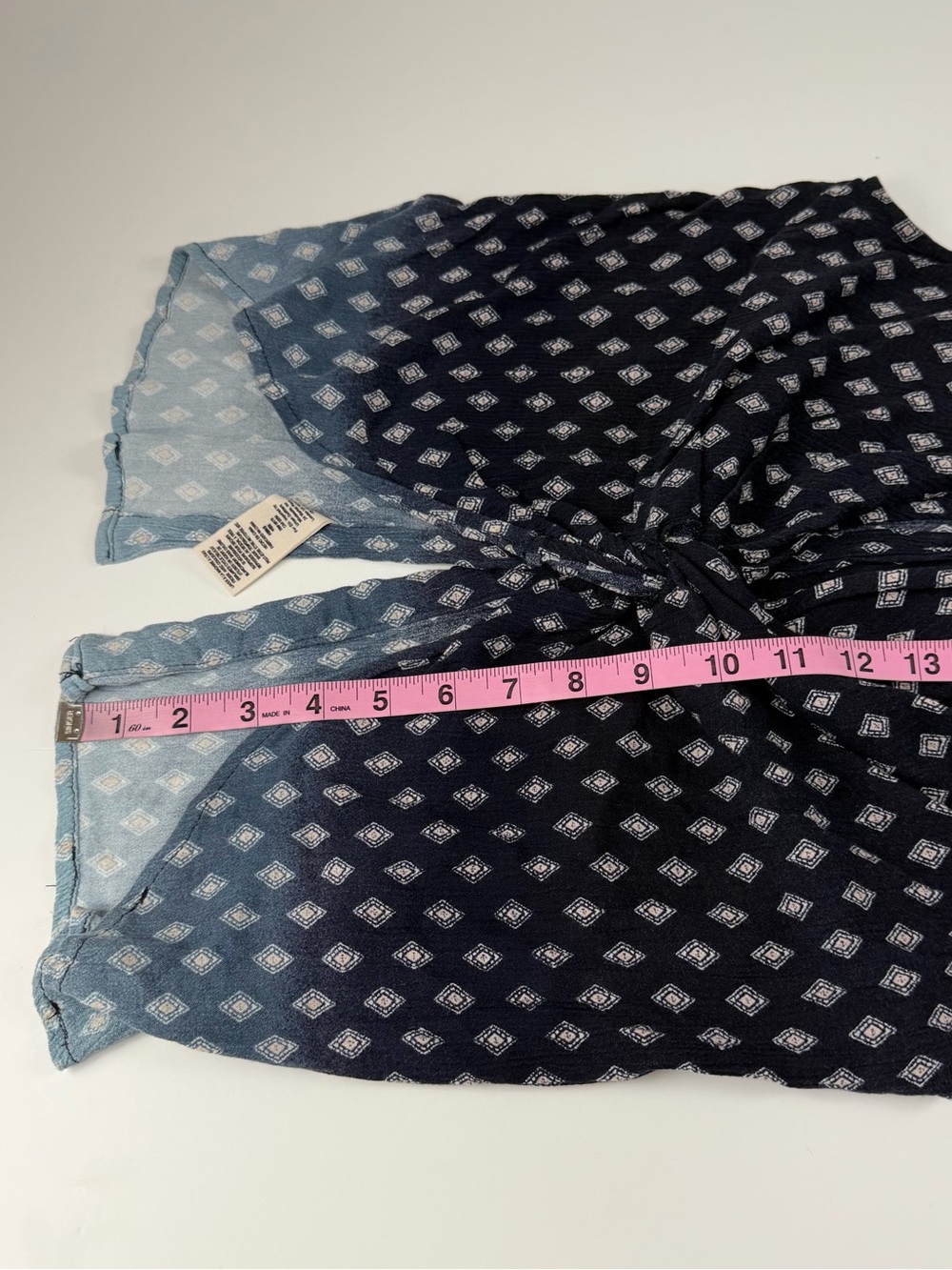 Free People Shirt Womens XS Blue Ombre Sleeveless Button Up Twist Back - Picture 10 of 11